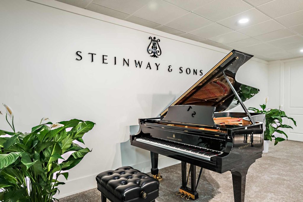 Steinway Piano Gallery Tampa 0970 Web